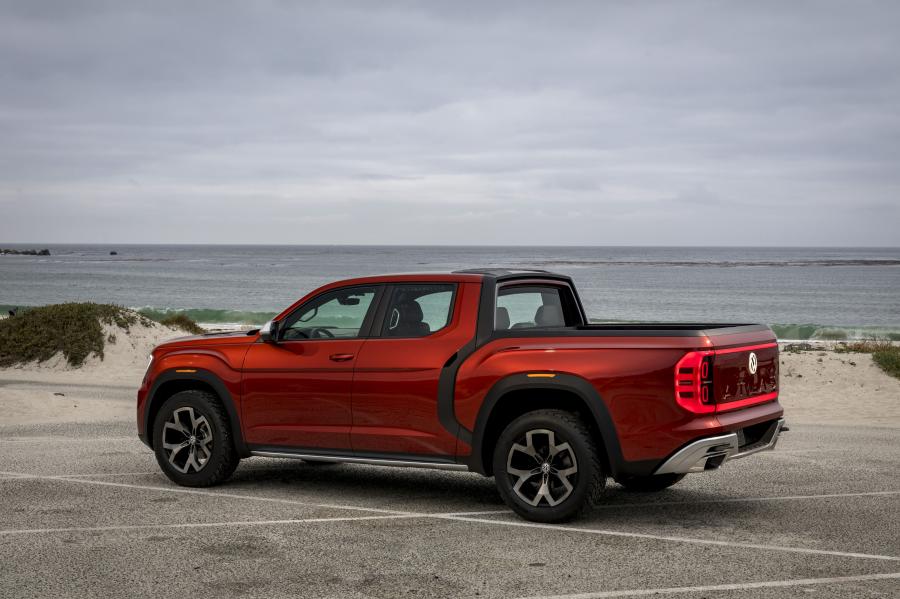  Volkswagen Atlas Tanoak Pickup Truck Concept 2018 года  (фото 31 из 32)
